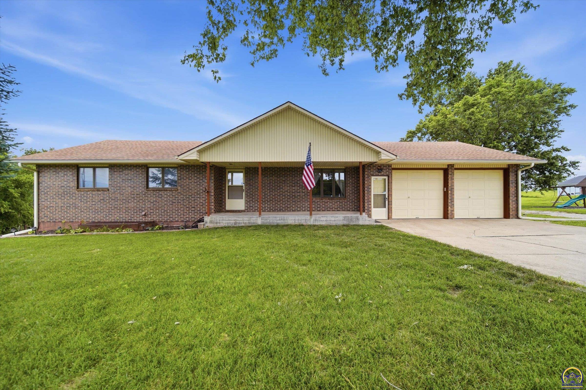 6824 Northwest Nickell Road Topeka, KS 66618 - Photo 1 of 20