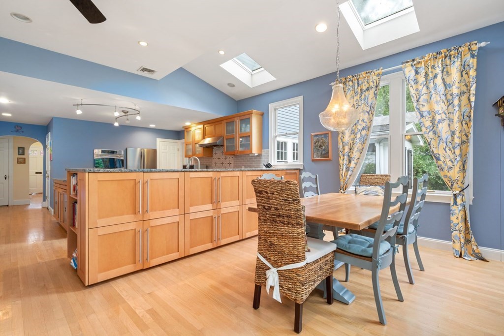 46 Fiske Road Wellesley, MA 02481 - Photo 10 of 35 Gallery Image 10