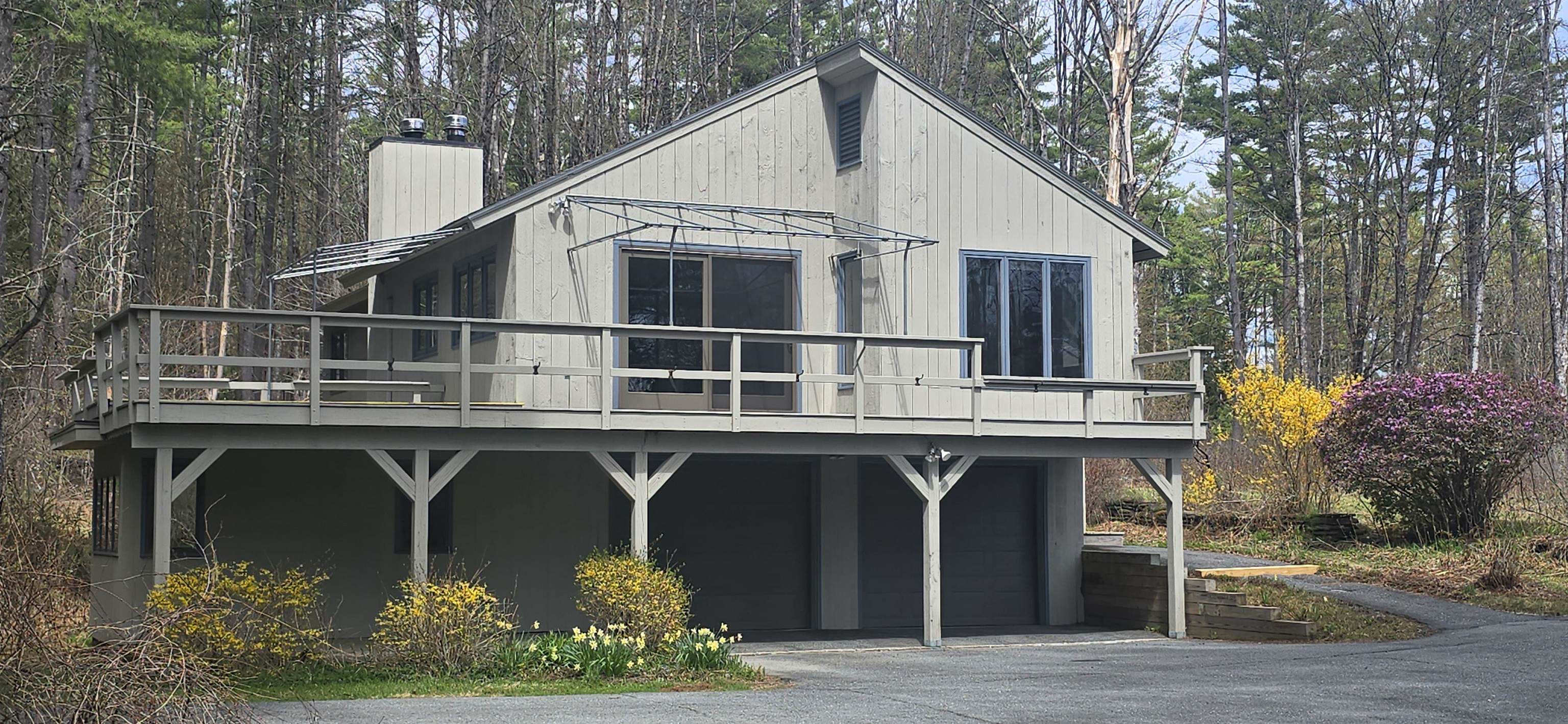 1608 Marsh Family Road Hartford, VT 05059 - Photo 16 of 27