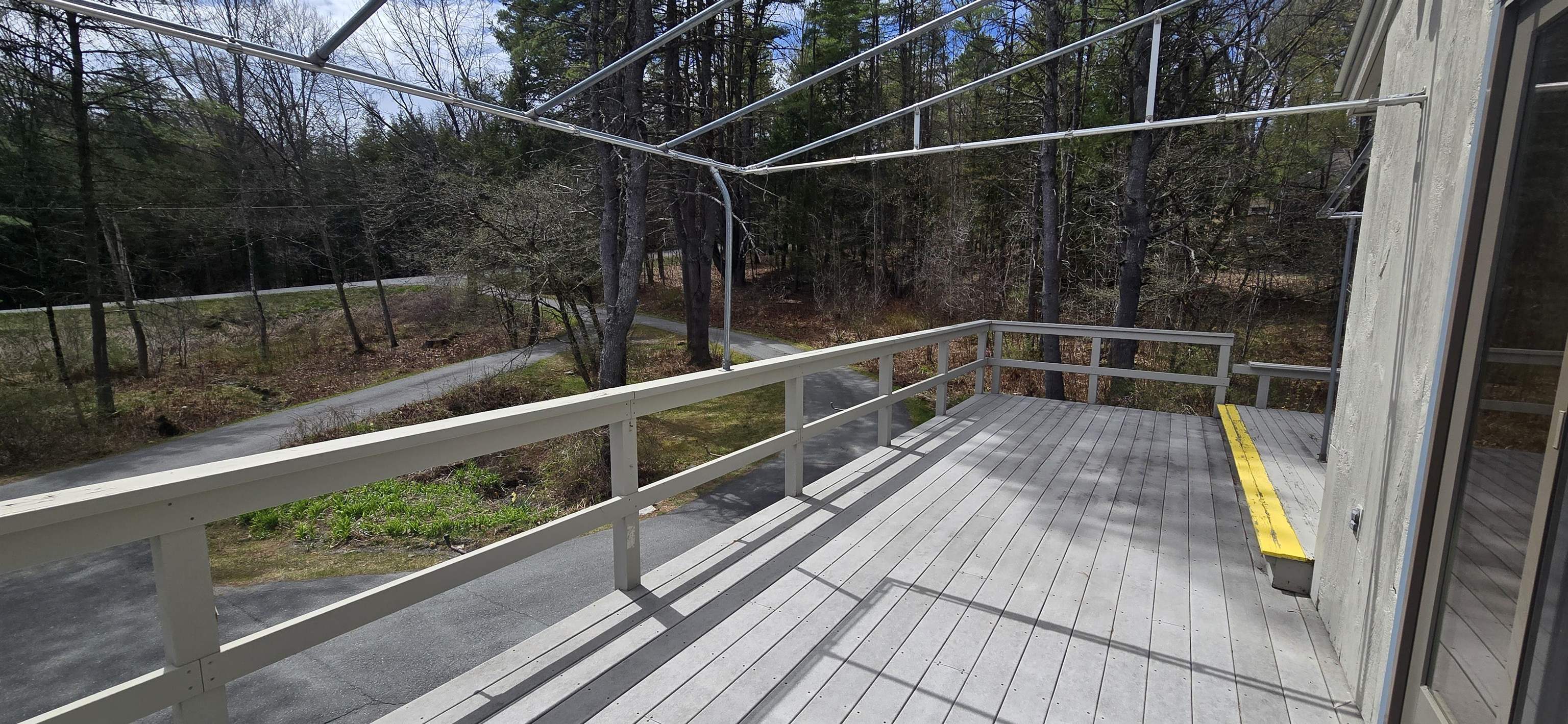 1608 Marsh Family Road Hartford, VT 05059 - Photo 17 of 27