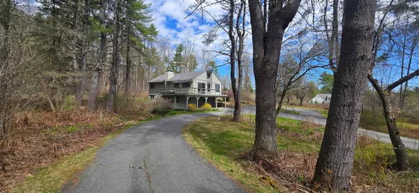 $330,000 | 1608 Marsh Family Road, Hartford, VT 05059