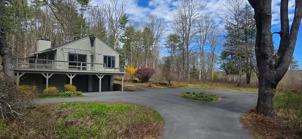 $330,000 | 1608 Marsh Family Road, Hartford, VT 05059