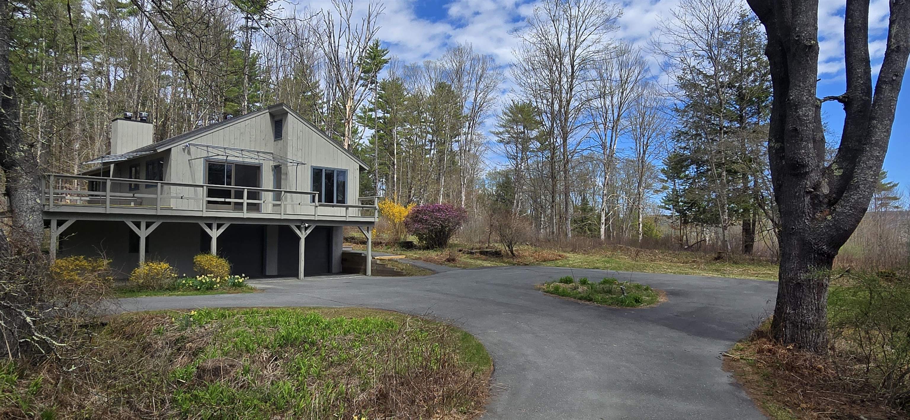 1608 Marsh Family Road Hartford, VT 05059 - Photo 21 of 27