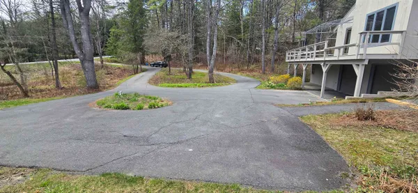 $330,000 | 1608 Marsh Family Road, Hartford, VT 05059
