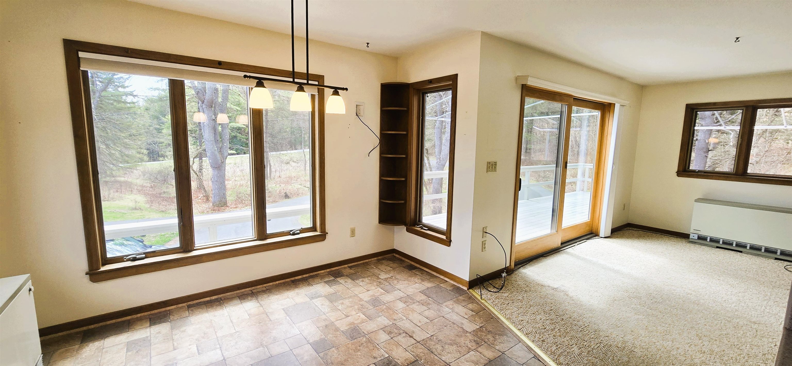 1608 Marsh Family Road Hartford, VT 05059 - Photo 5 of 27