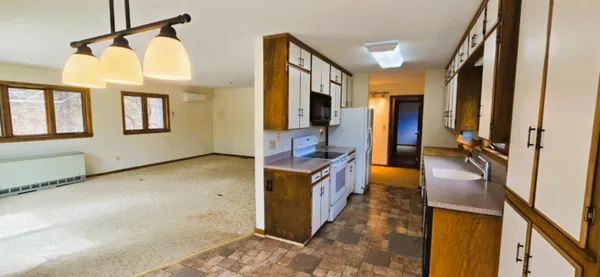 $330,000 | 1608 Marsh Family Road, Hartford, VT 05059