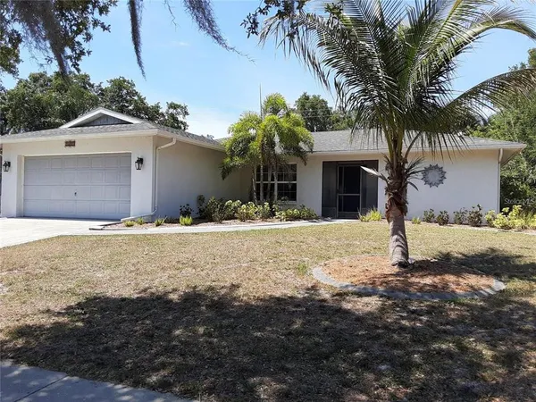 $2,395 | 5619 Colonial Oaks Boulevard, Sarasota, FL 34232