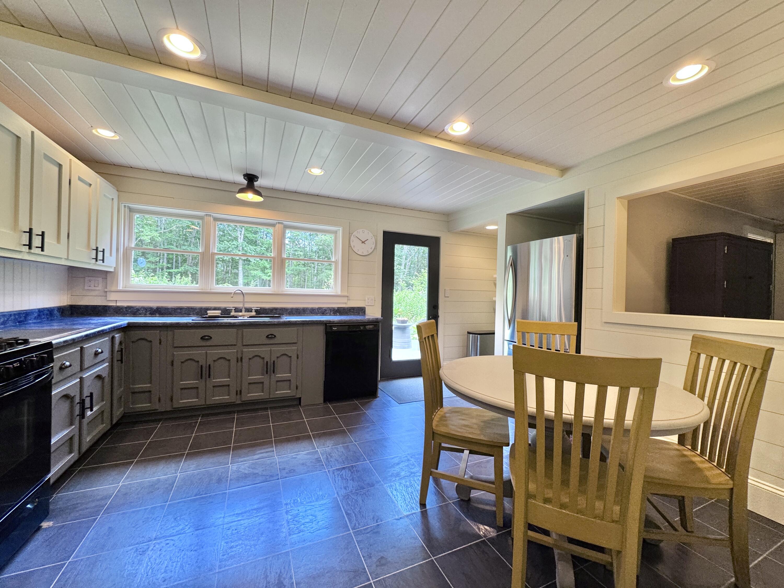22 White Orchard Road Frankfort, ME 04438 - Photo 10 of 51 20250721_175054432_iOS