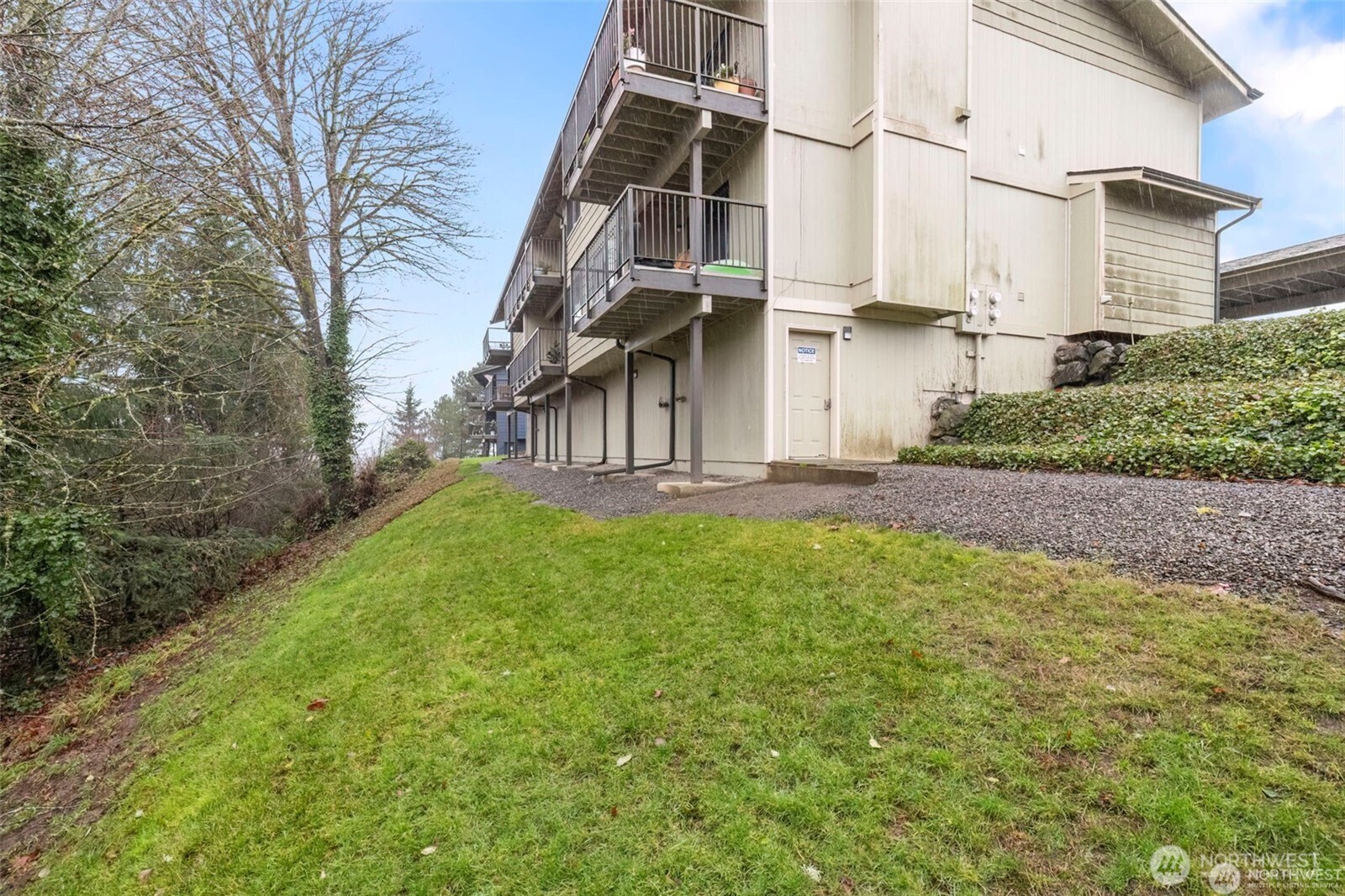 3400 Narrows View Lane Northeast, Unit 204 Bremerton, WA 98310 - Photo 24 of 33