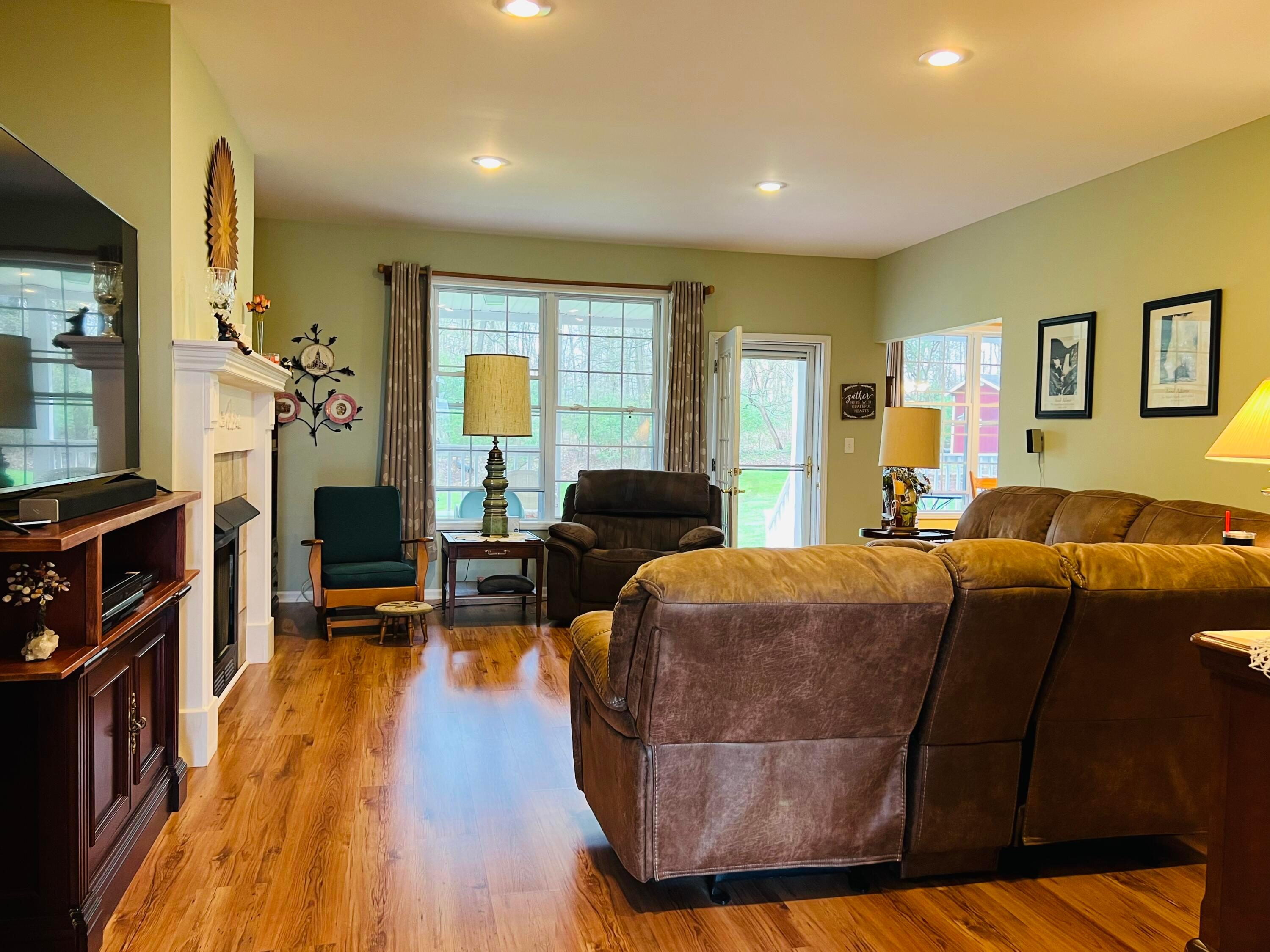 23322 Deal Road Gambier, OH 43022 - Photo 13 of 51 38D11C5F-F44B-4A28-9CB4-8C2EFCC6A3F8
