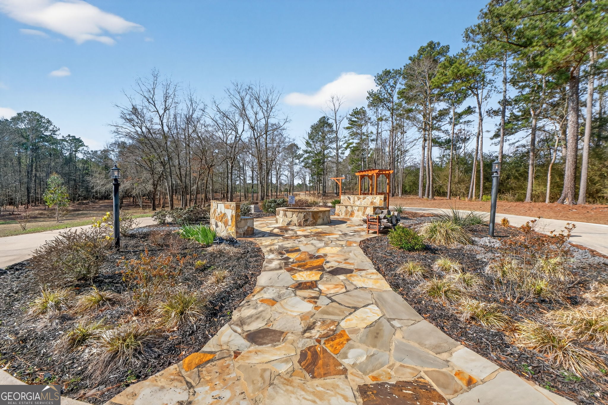 916 Highway 36 Barnesville, GA 30204 - Photo 5 of 62