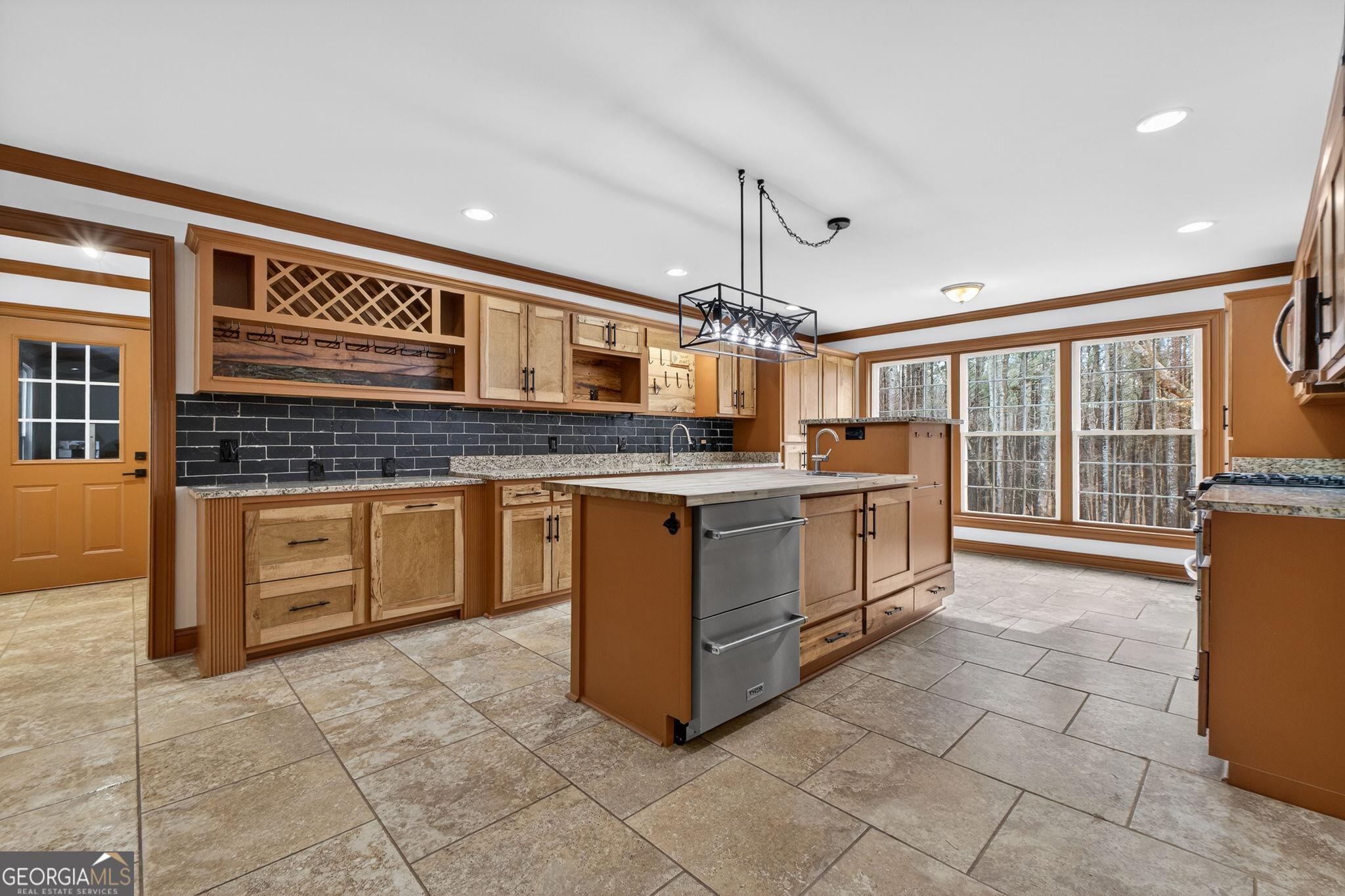 916 Highway 36 Barnesville, GA 30204 - Photo 9 of 62