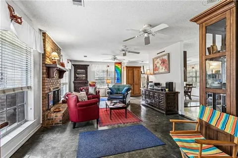 $299,000 | 18269 Leicher Lane, Covington, LA 70435