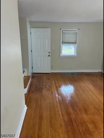 $2,250 | 1755 Park Street, Rahway, NJ 07065