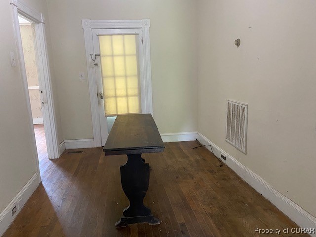 2784 Kings Creek Road Hayes, VA 23072 - Photo 6 of 18