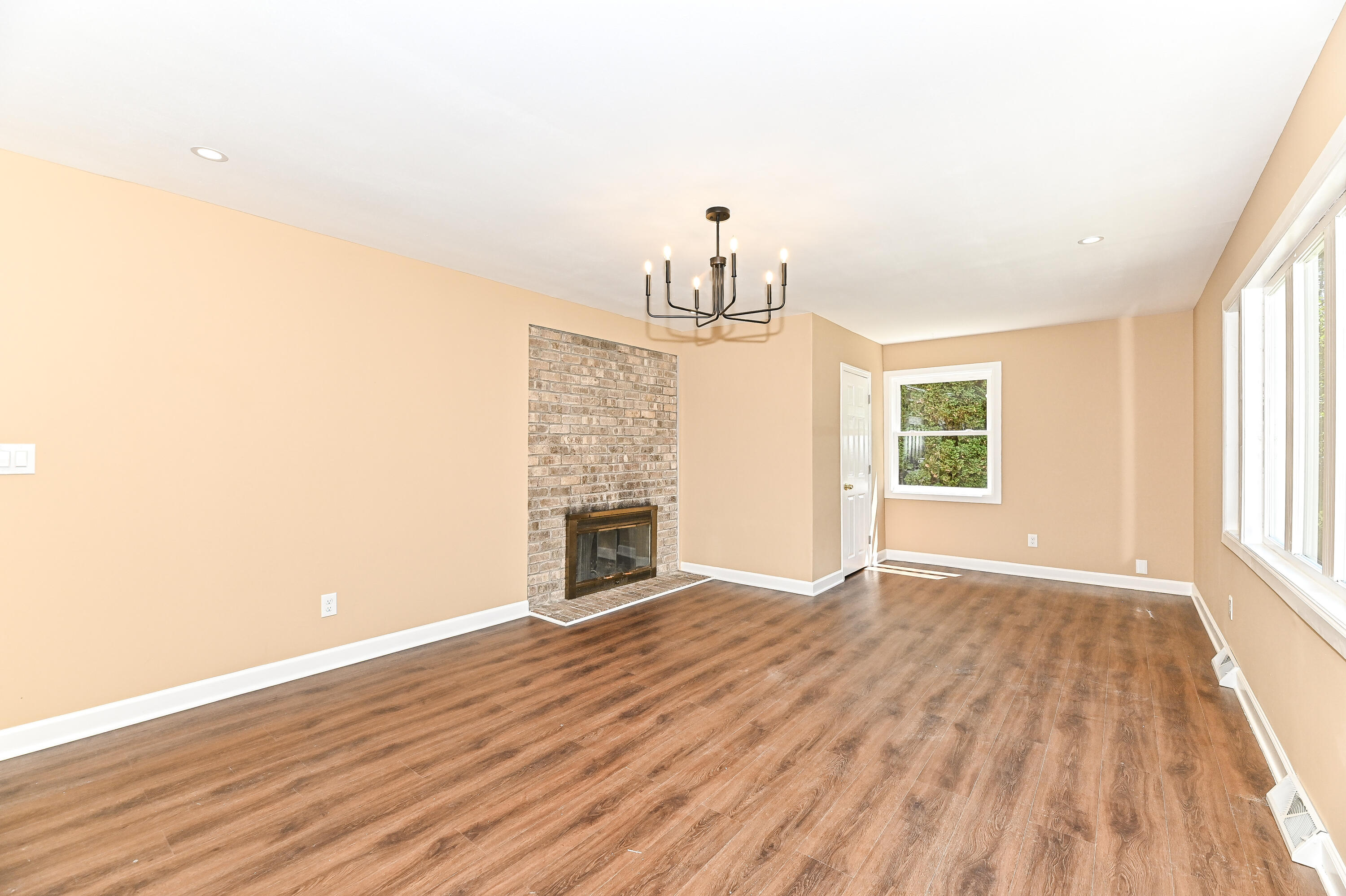 5344 Willowview Road Caledonia, WI 53402 - Photo 10 of 44 willowview-18