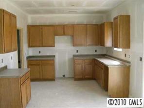 8607 Heartleaf Road Charlotte, NC 28227 - Photo 2 of 4 Gallery Image 2
