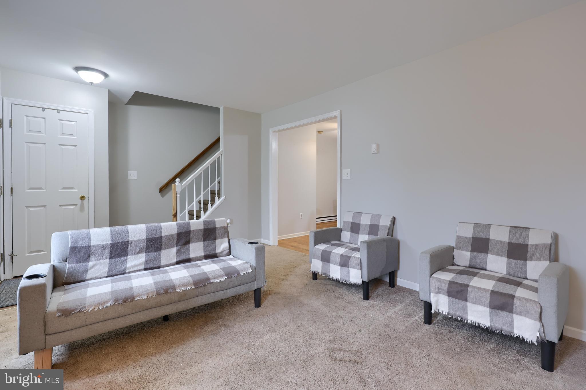 129 Chukar Court Lititz, PA 17543 - Photo 4 of 16
