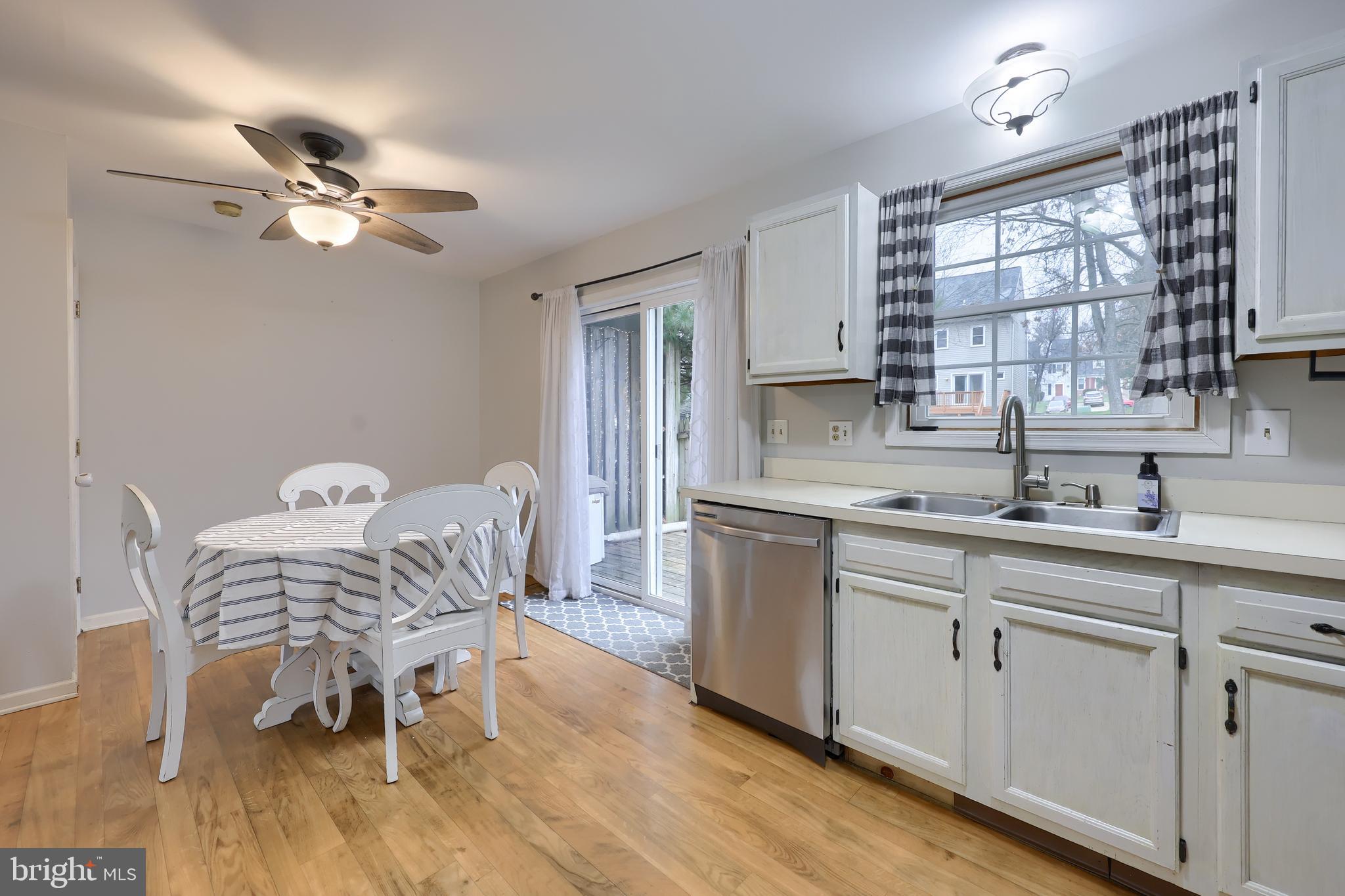 129 Chukar Court Lititz, PA 17543 - Photo 7 of 16