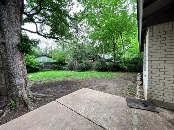 $2,300 | 1708 Stanley Avenue, Austin, TX 78745