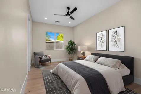 $1,695,000 | 3002 North 53rd Place, Phoenix, AZ 85018