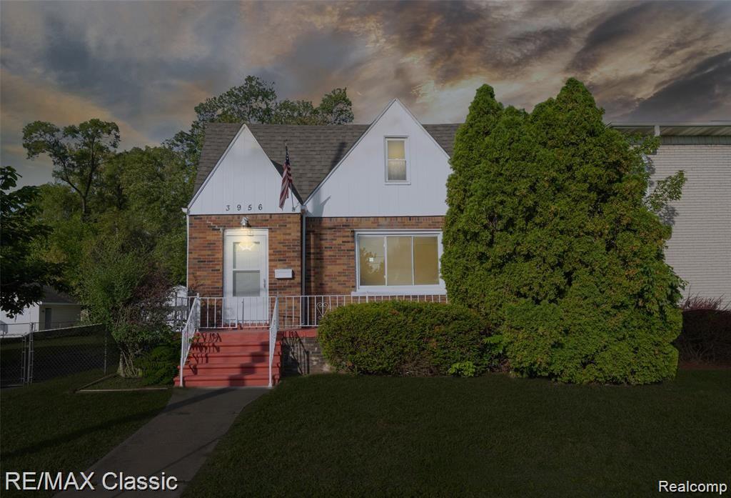 3956 Howe Road Wayne, MI 48184 - Photo 2 of 28