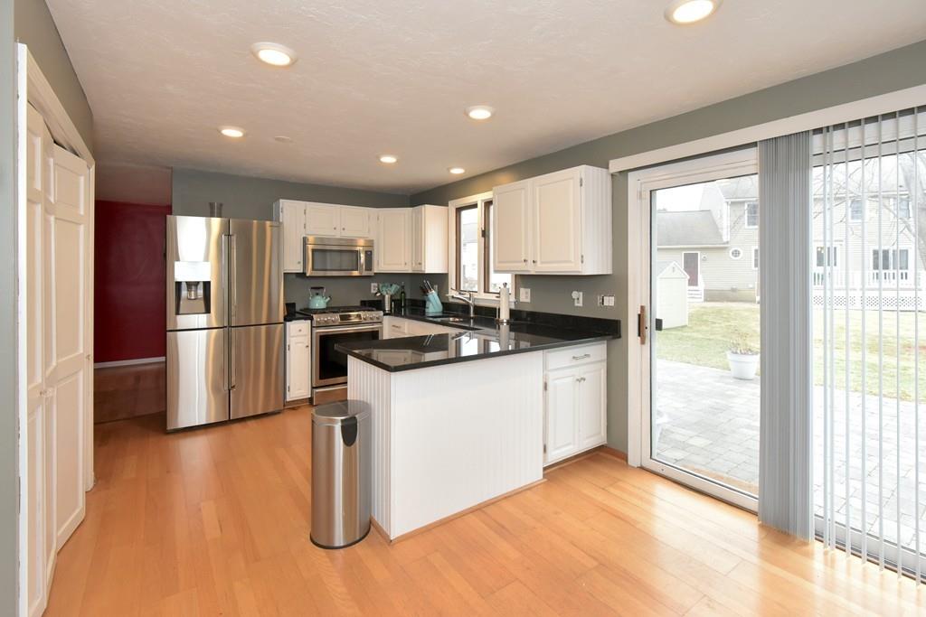 3 Garden Way Maynard, MA 01754 - Photo 6 of 36 Gallery Image 6