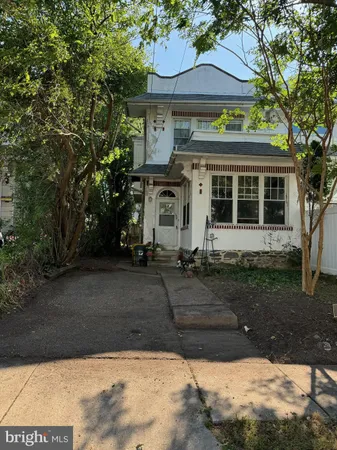 $295,000 | 142 Arnold Road, Ardmore, PA 19003