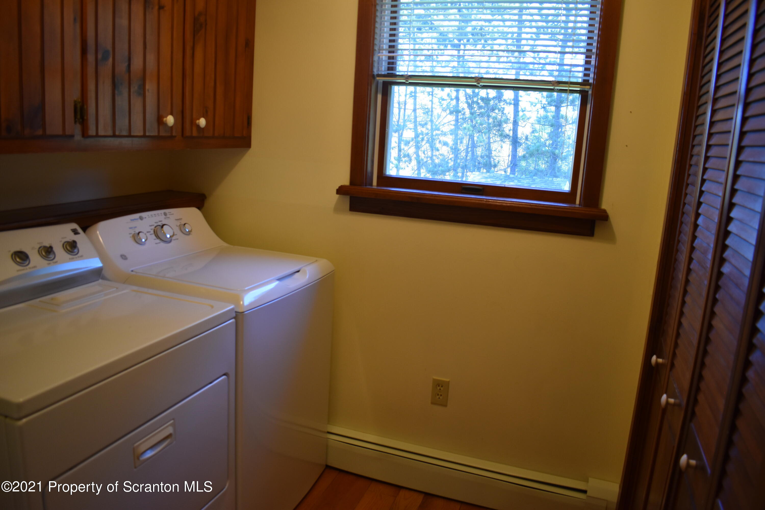 15375 State Rte 3001 Montrose, PA 18801 - Photo 15 of 82 a utility room with dryer and washer