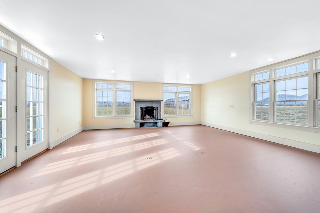153 Hadley Road Sunderland, MA 01375 - Photo 8 of 35