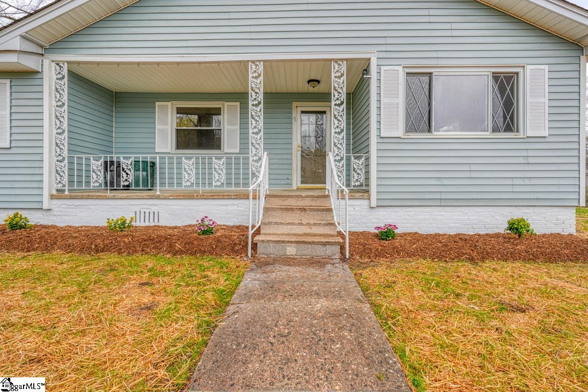 21 2nd Street Inman, SC 29349 - Photo 1 of 31