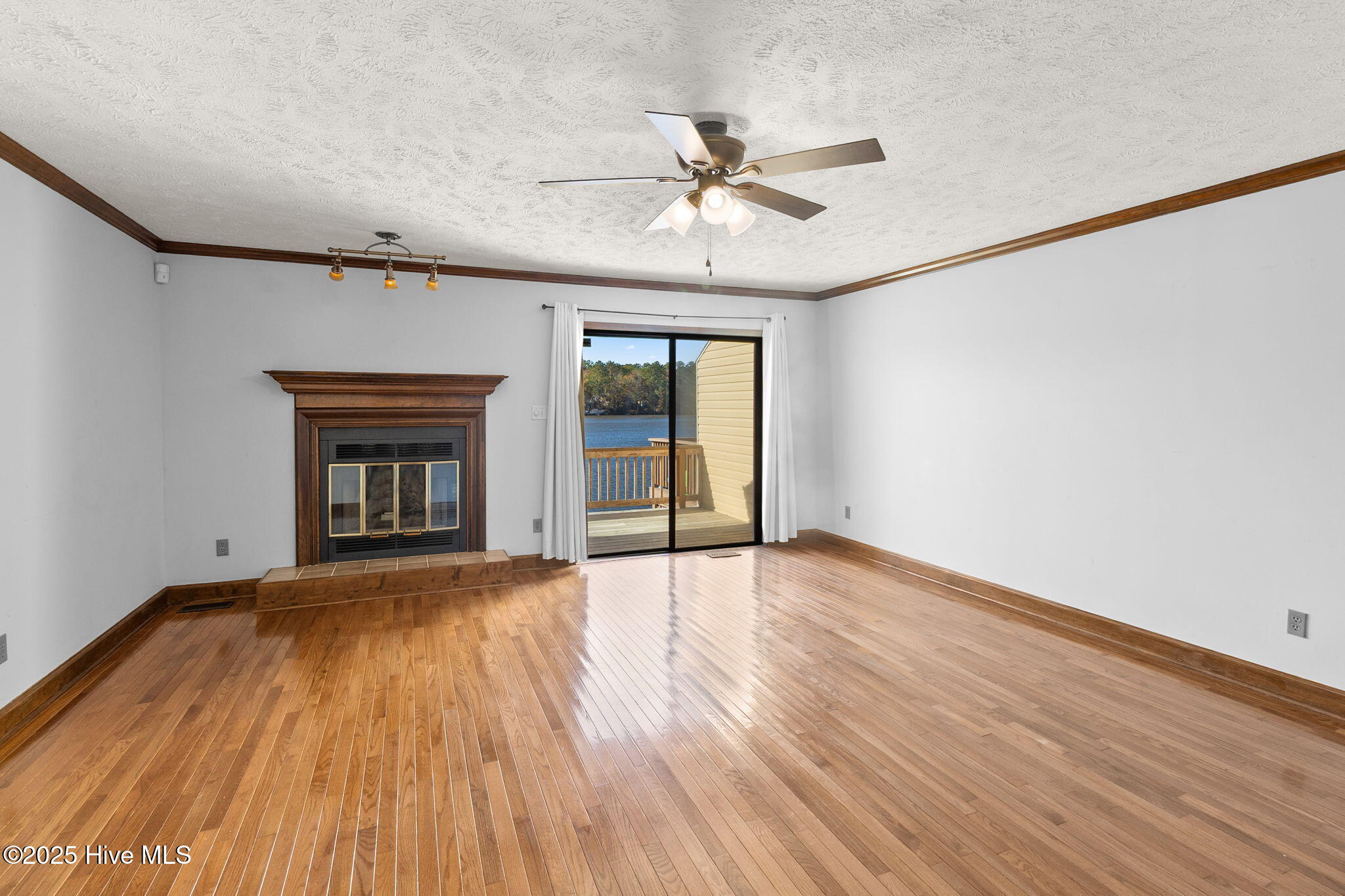 484 Lands End Road Fayetteville, NC 28314 - Photo 17 of 45 16-web-or-mls-2B5A3582