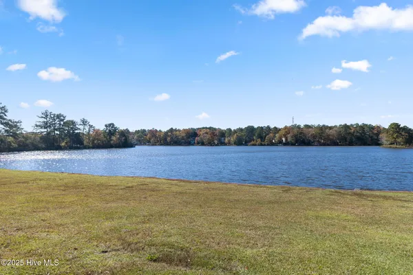 $199,500 | 484 Lands End Road, Fayetteville, NC 28314