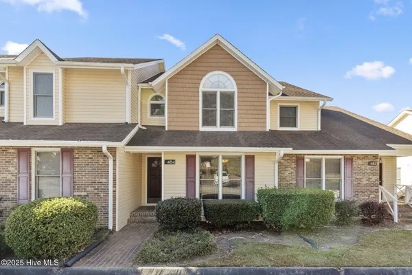 $199,500 | 484 Lands End Road, Fayetteville, NC 28314