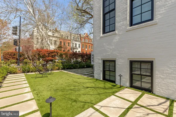 $2,800 | 1204 Q Street Northwest, Unit 1, Washington, DC 20009