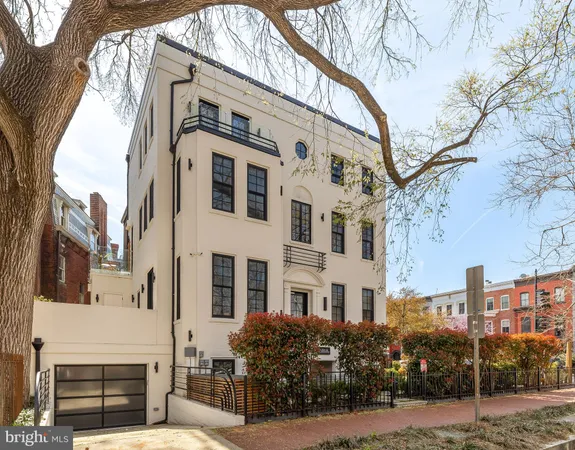 $2,800 | 1204 Q Street Northwest, Unit 1, Washington, DC 20009