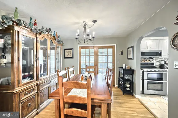 $355,000 | 320 Holyoke Drive, York, PA 17402