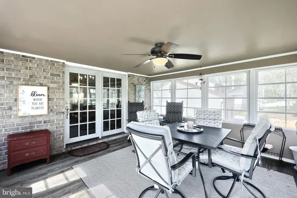 $355,000 | 320 Holyoke Drive, York, PA 17402