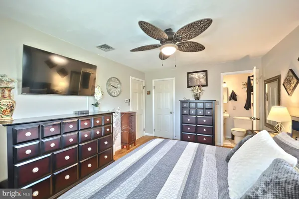 $355,000 | 320 Holyoke Drive, York, PA 17402