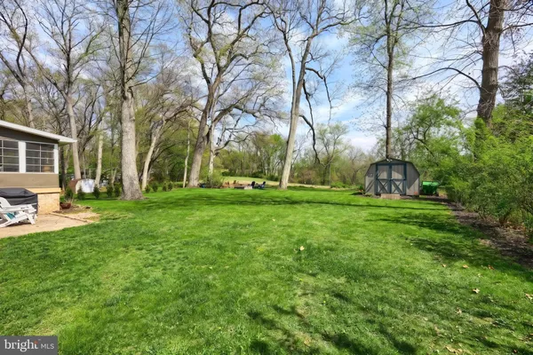 $355,000 | 320 Holyoke Drive, York, PA 17402