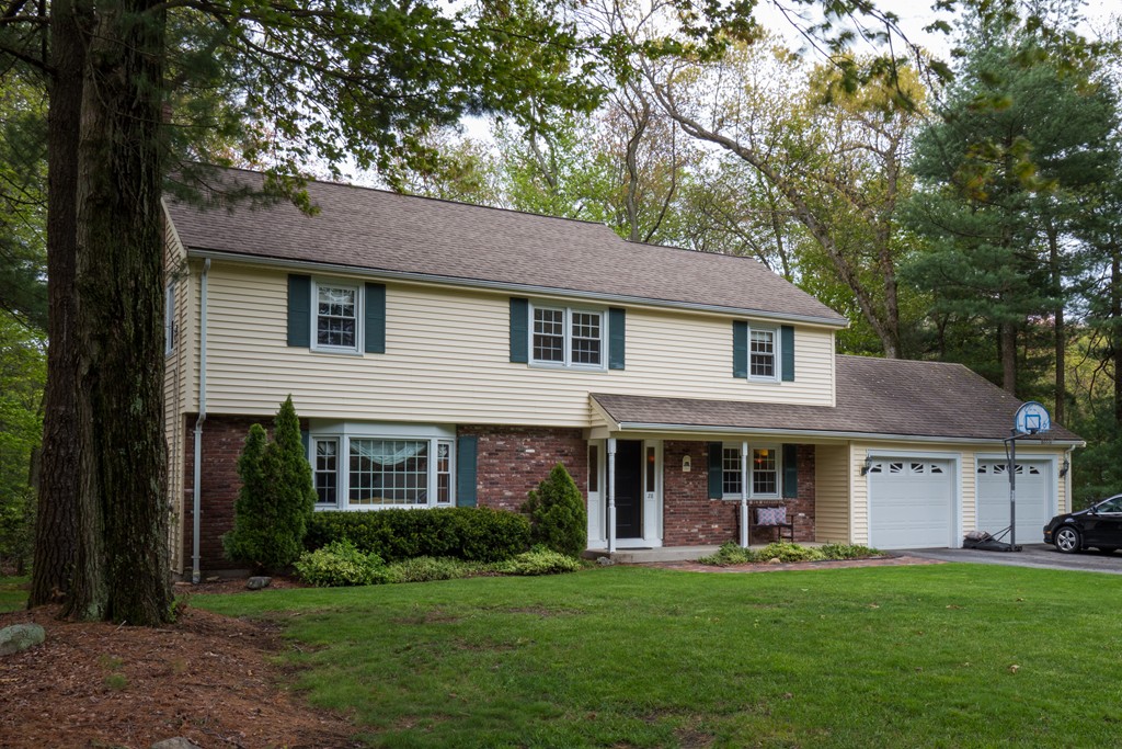 28 Hemlock Road Andover, MA 01810 - Photo 1 of 28 Gallery Image 1