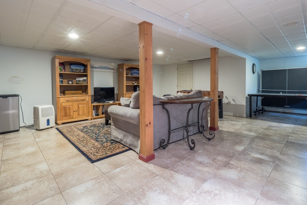 28 Hemlock Road Andover, MA 01810 - Photo 25 of 28 Gallery Image 25