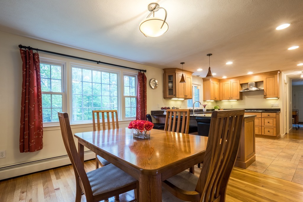 28 Hemlock Road Andover, MA 01810 - Photo 4 of 28 Gallery Image 4