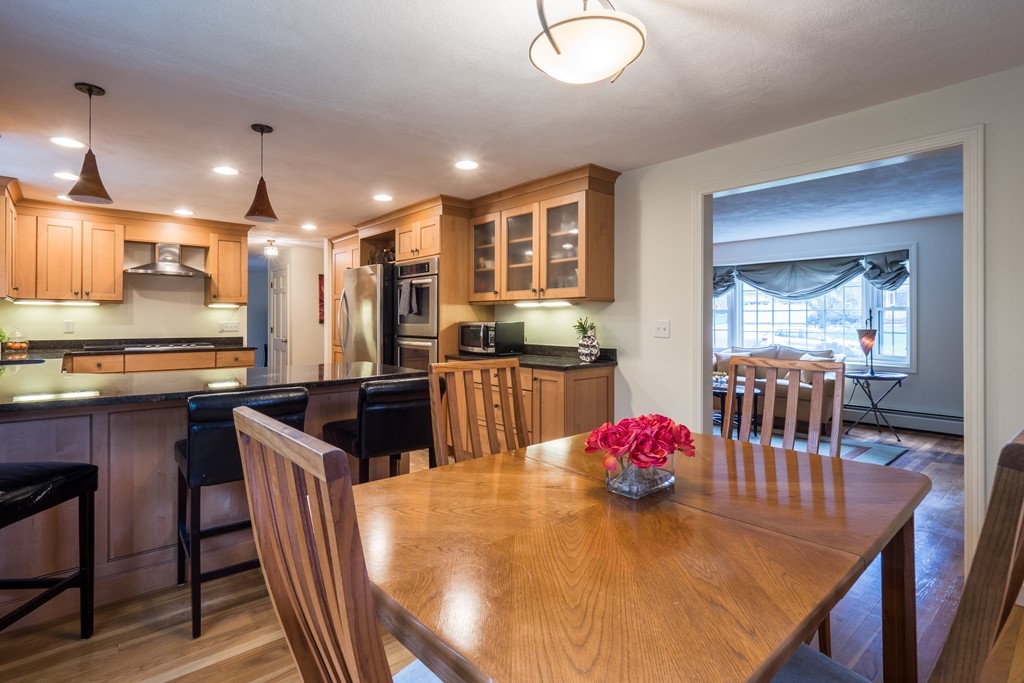 28 Hemlock Road Andover, MA 01810 - Photo 5 of 28 Gallery Image 5