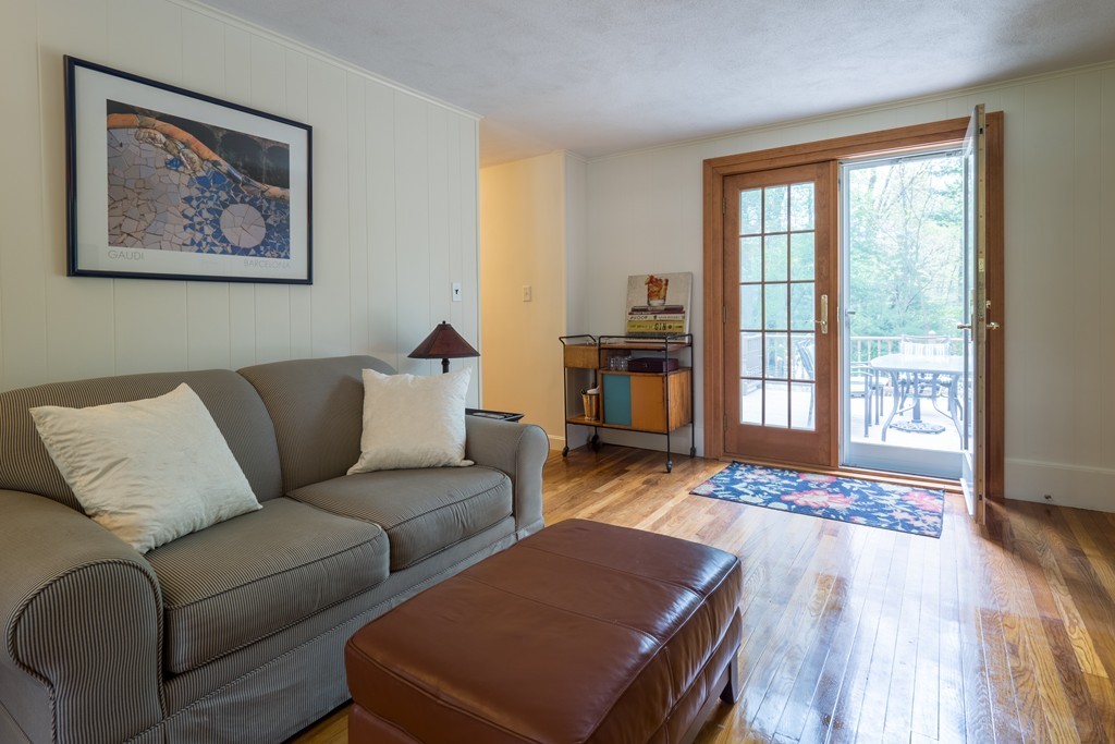 28 Hemlock Road Andover, MA 01810 - Photo 10 of 28 Gallery Image 10