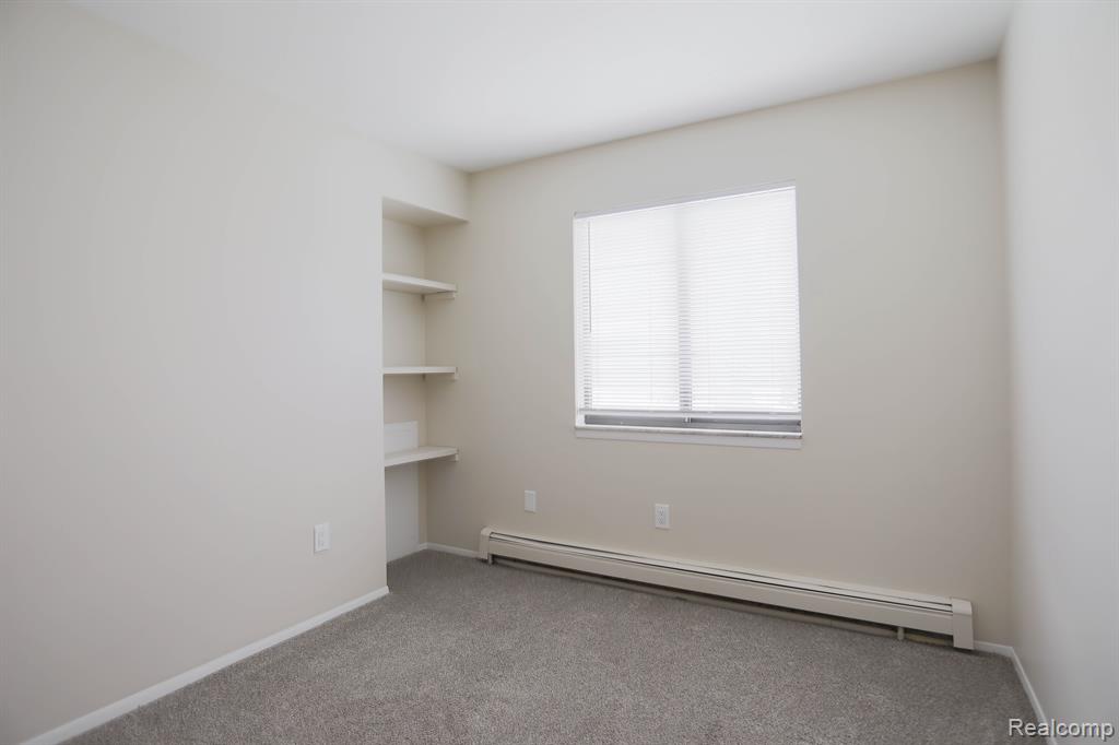 30458 Utica Road Roseville, MI 48066 - Photo 21 of 23 Gallery Image 21
