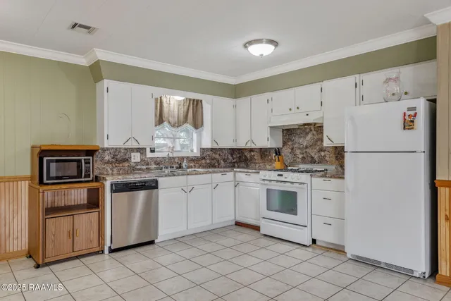 $150,000 | 713 North Severin Street, Erath, LA 70533