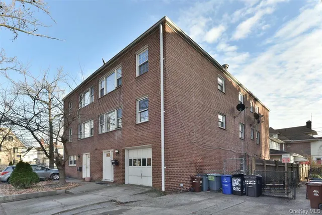 $1,590,000 | 166-30 Gothic Drive | Jamaica Hillcrest