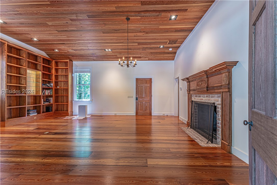 92 Dean Hall Road Seabrook, SC 29940 - Photo 28 of 99 Library study / gathering room