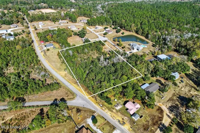 $95,000 | 6 Fenton Pl Drive, Kiln, MS 39556